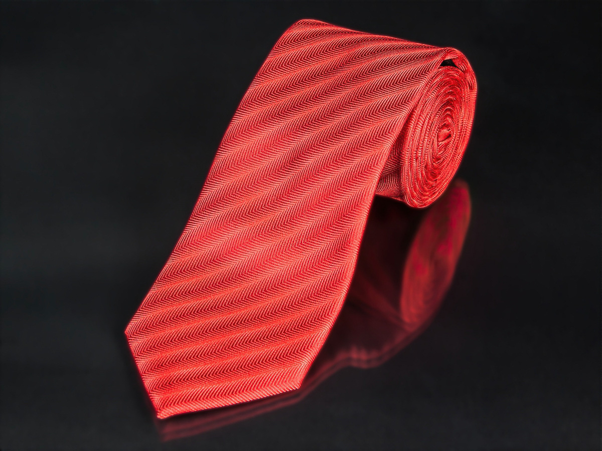 AMJ kravata pánská, šikmý proužkovaný vzor KU0969, červená