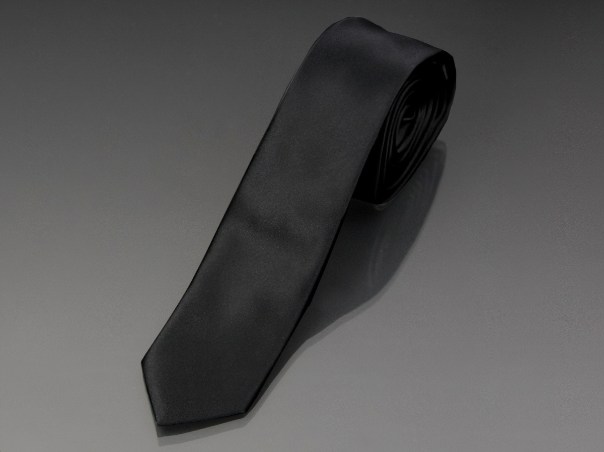 Kravata pánská AMJ úzká jednobarevná KI0001, černá